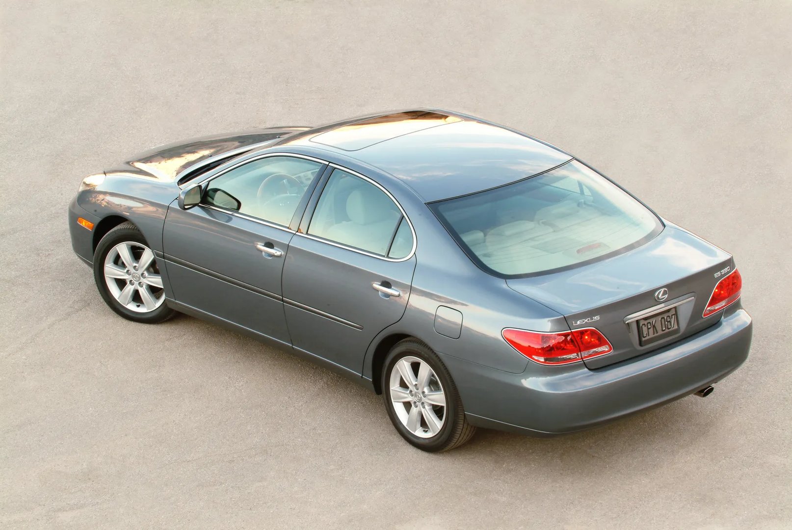 Lexus_ES_4_generation_restyling__Sedan__7.jpg