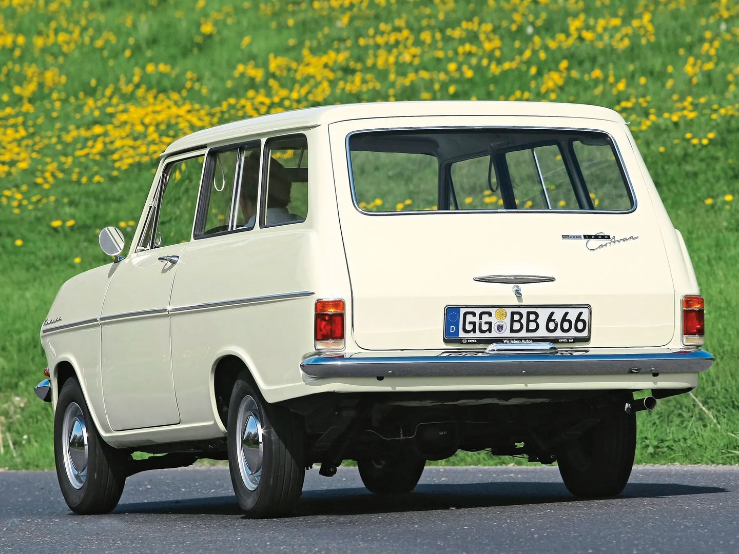 Opel_Kadett_1_generation__Estate_3-door__1.jpg