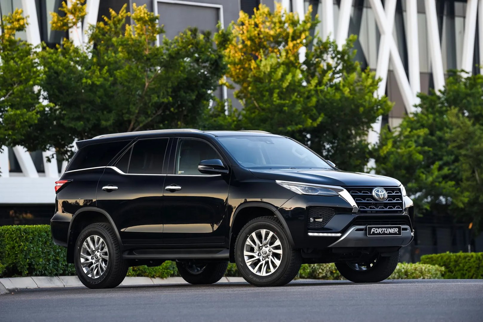2 generation, restyling 