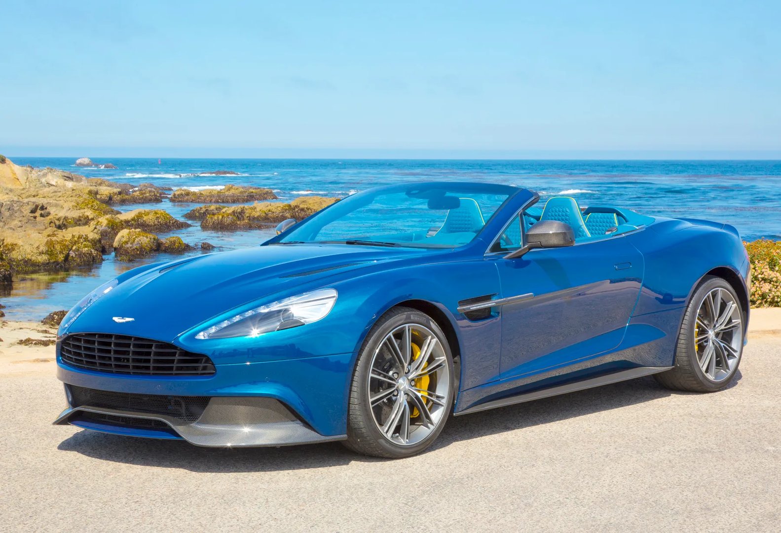 Aston Martin Vanquish 2 generation  Roadster