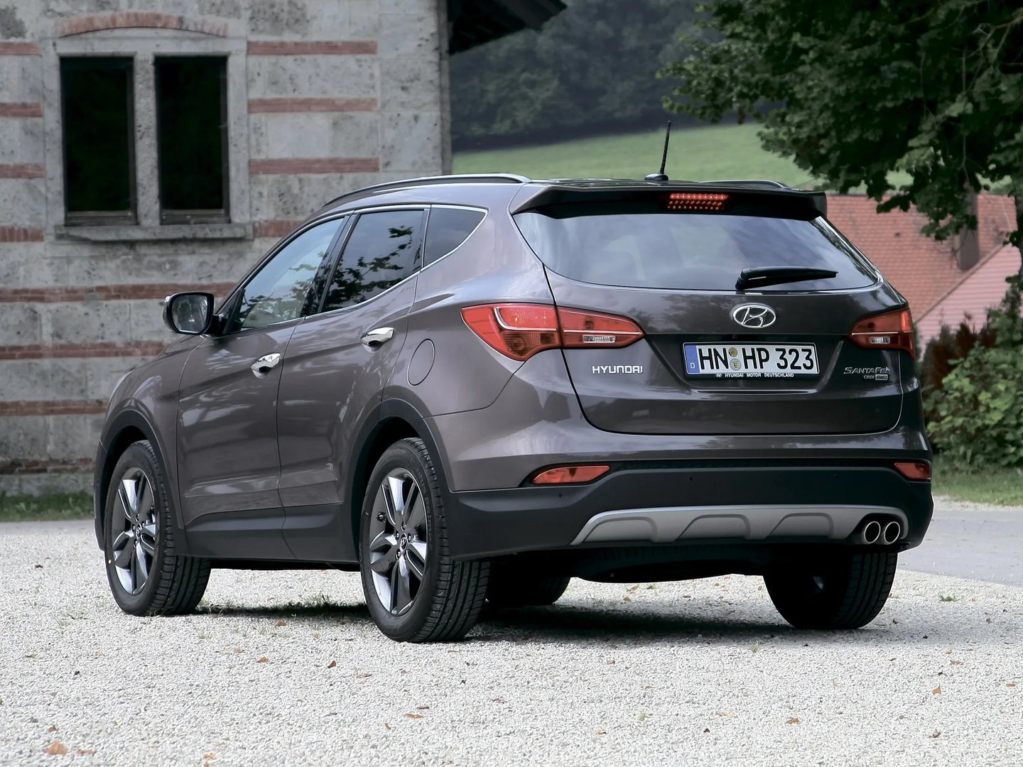 Hyundai_Santa_Fe_3_generation__SUV_5-doors__2.jpg