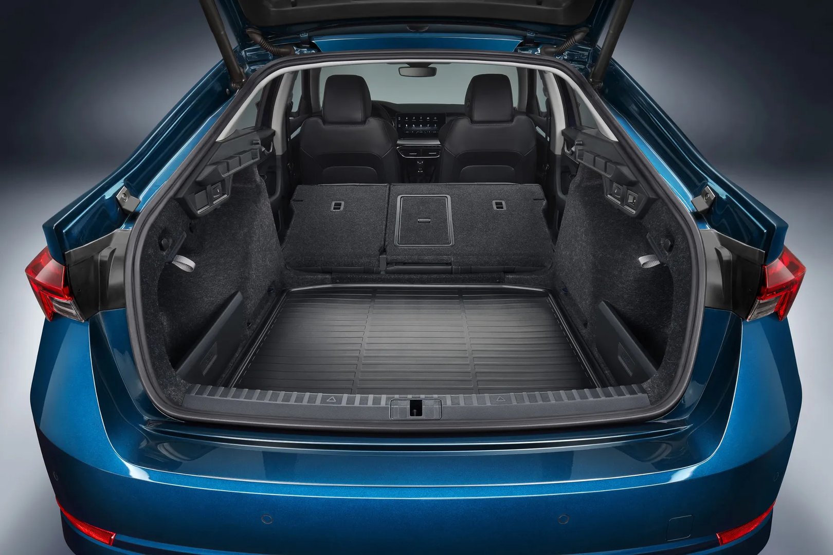 Skoda_Octavia_4_generation__Liftback__9.jpg