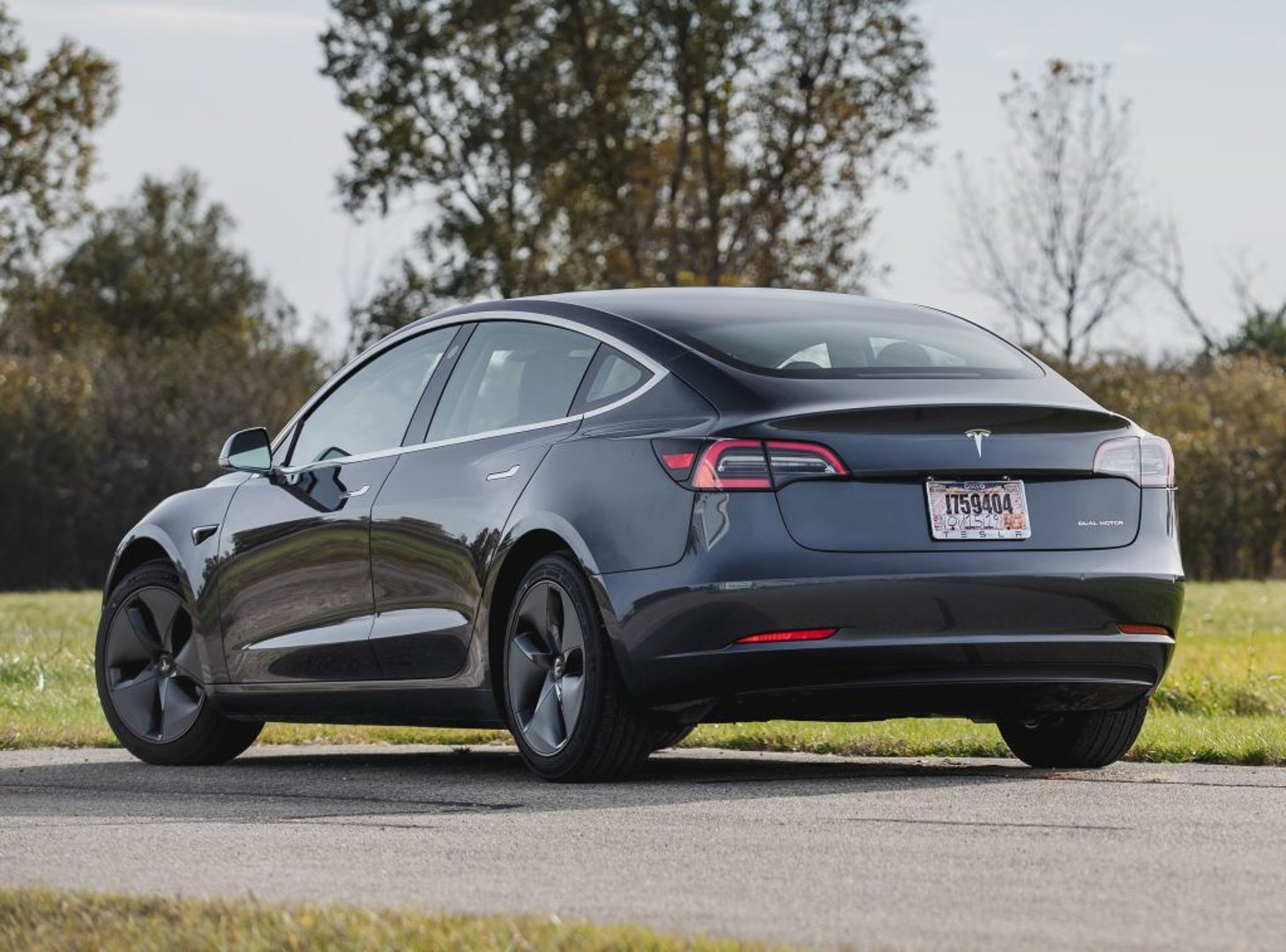 tesla_Model_3_1_generation__Sedan__13.jpg