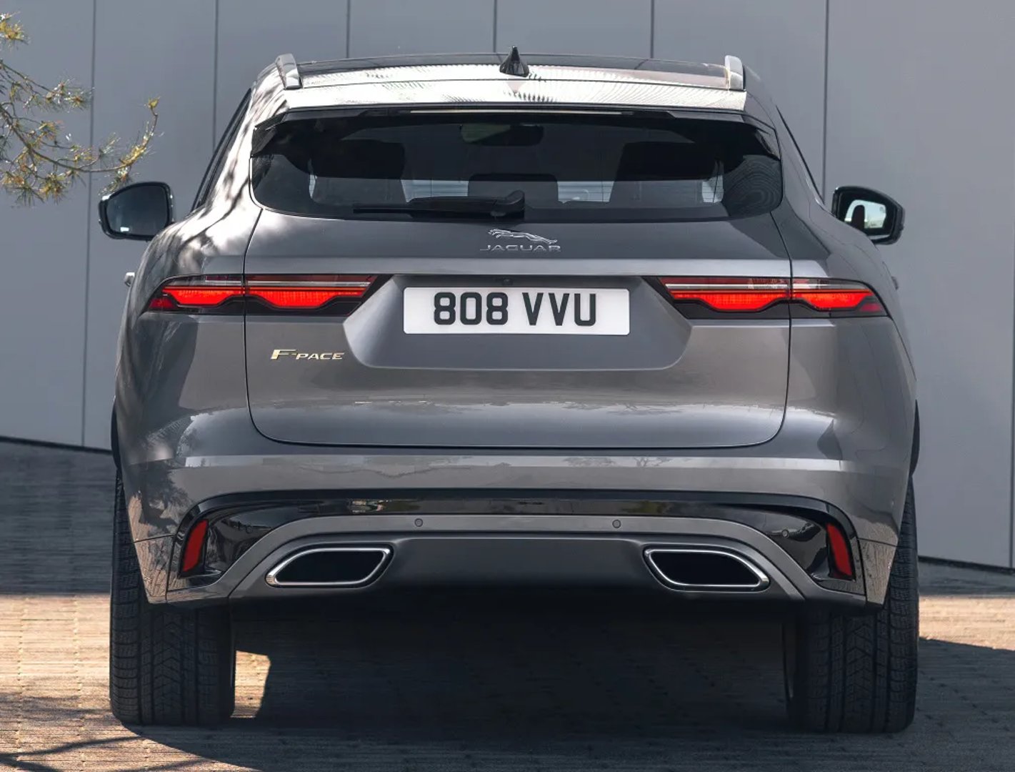 Jaguar_F-Pace_1_generation_restyling__SUV_5-doors__7.jpg