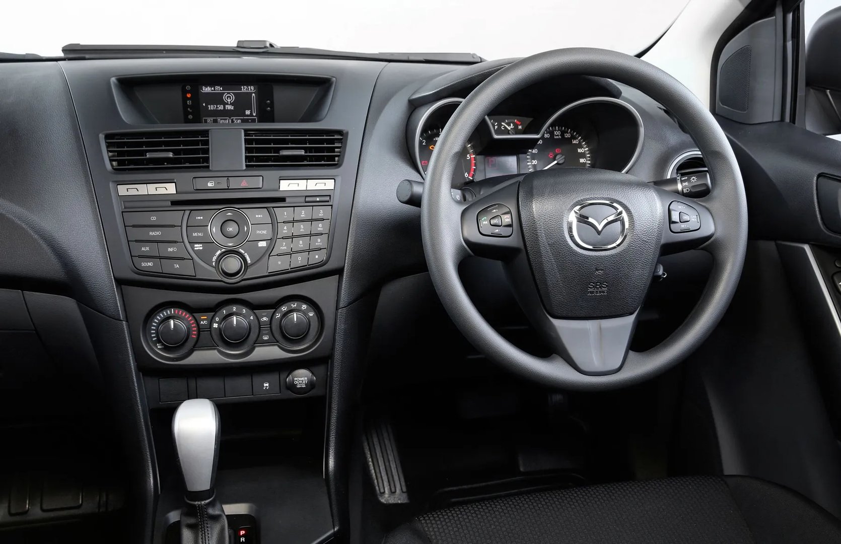Mazda_BT-50_2_generation_restyling__Pickup_double-cab__9.jpg