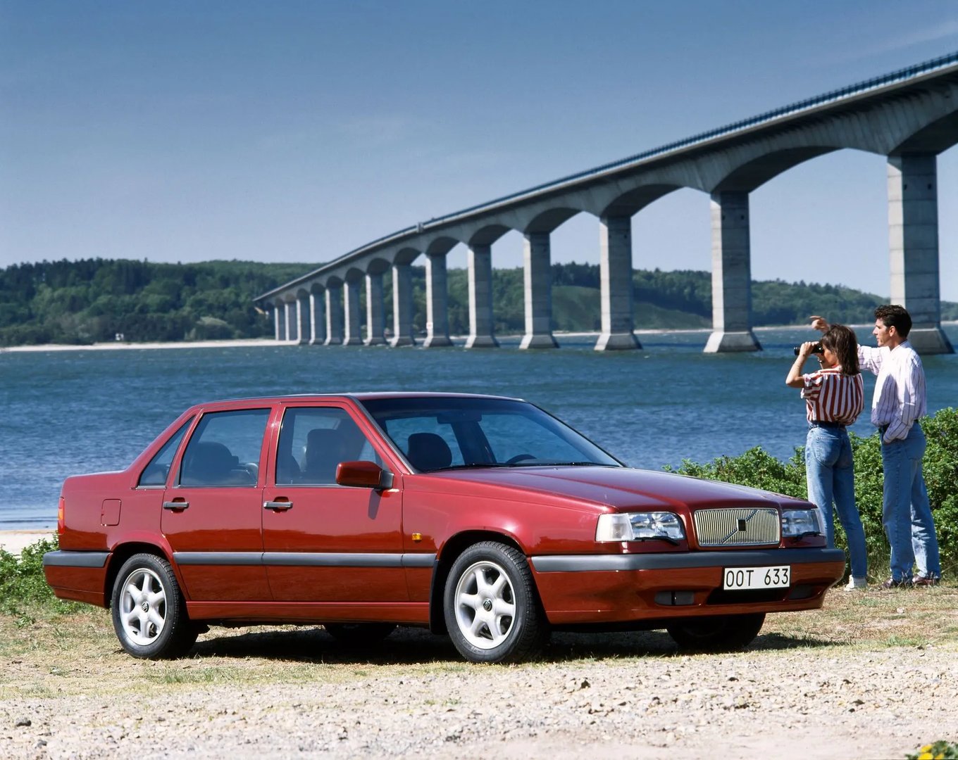 Volvo_850_1_generation__Sedan__6.jpg