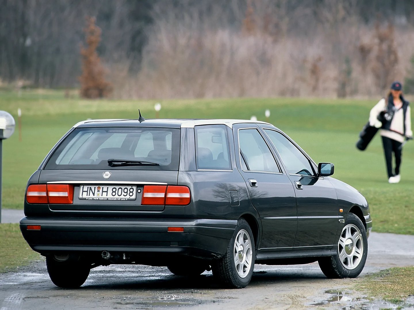 Lancia_Kappa_1_generation__Estate_5-door__3.jpg