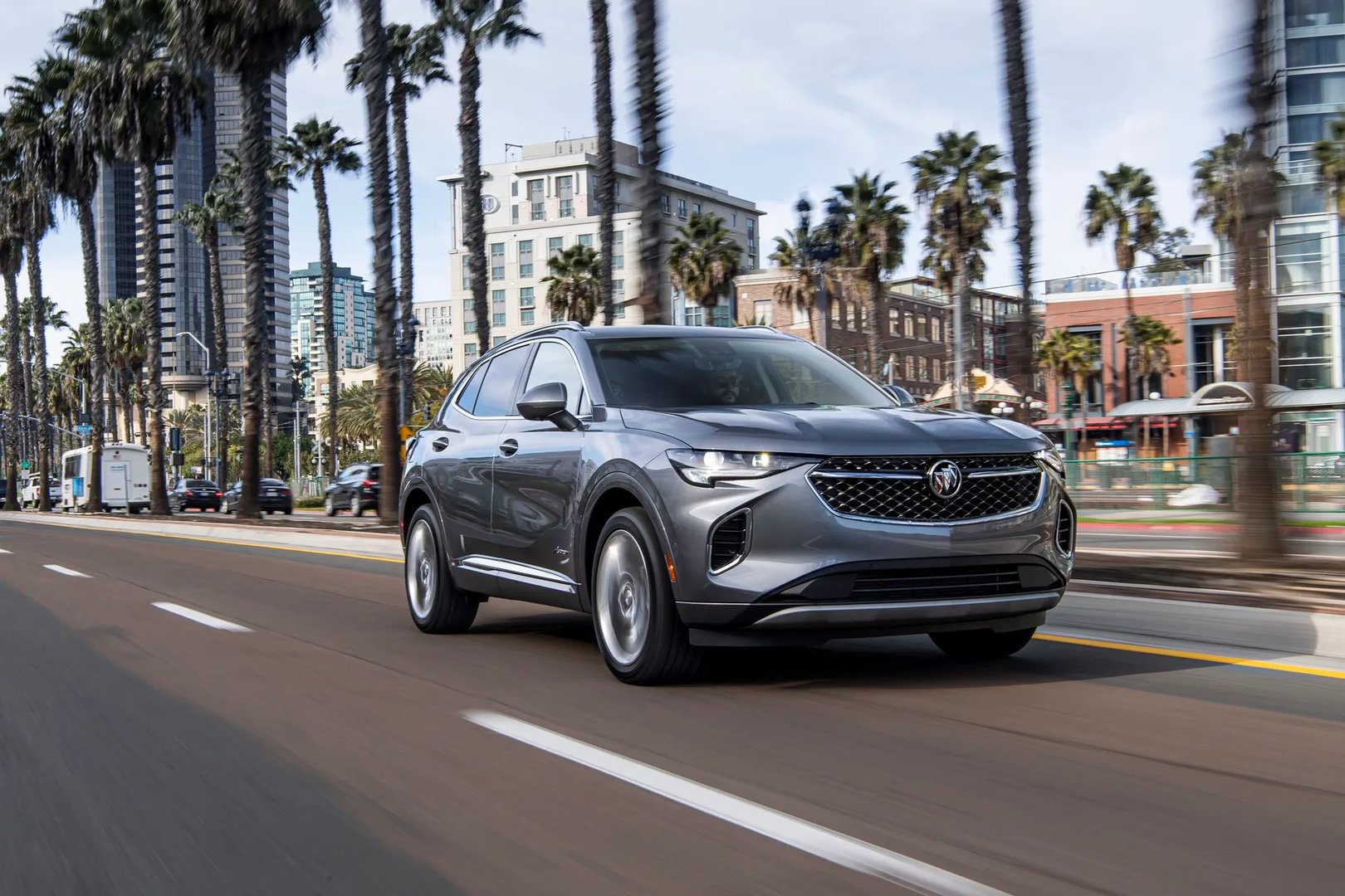 Buick_Envision_2_generation__SUV_5-doors__4.jpg