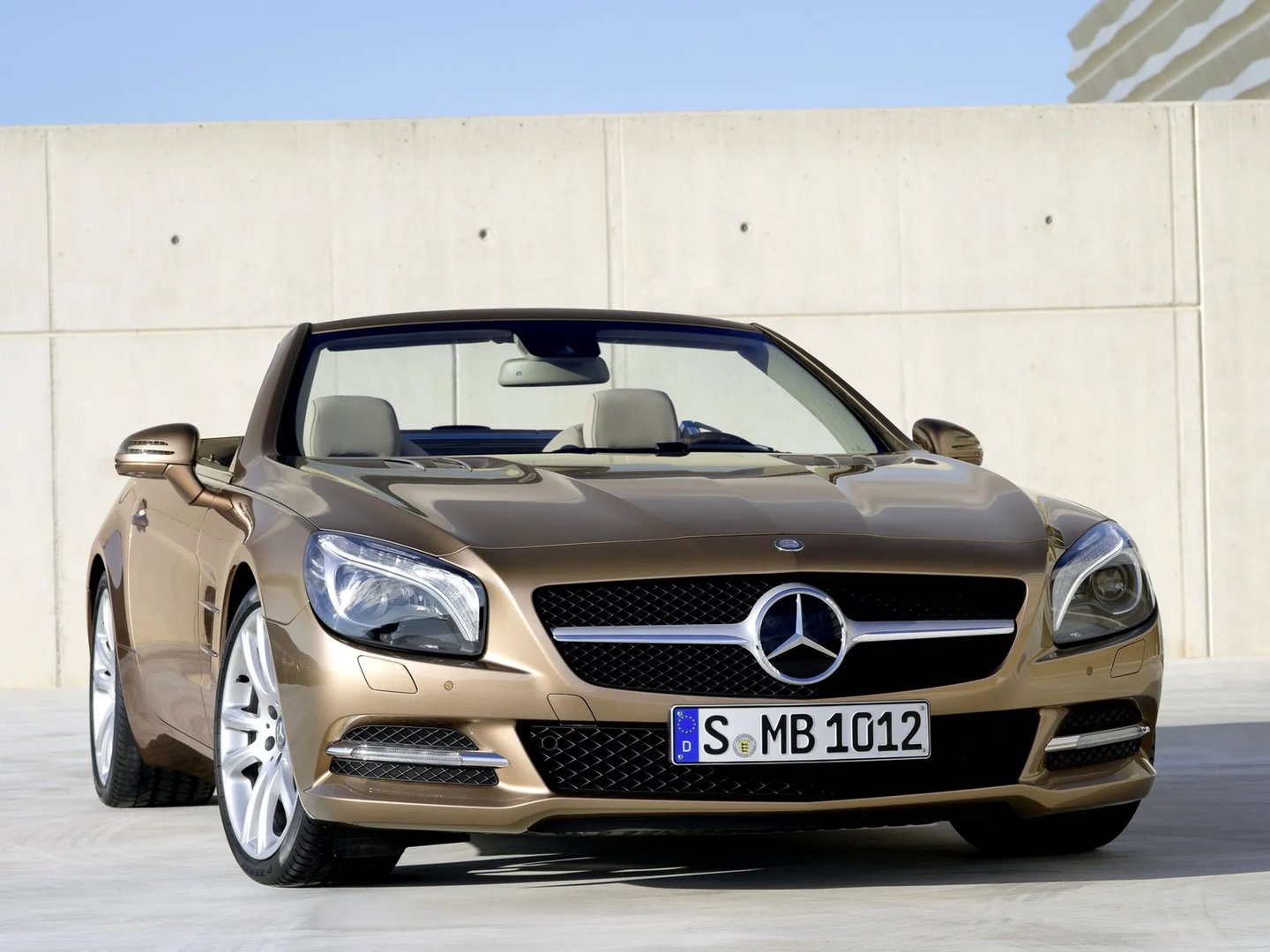 R231  Roadster