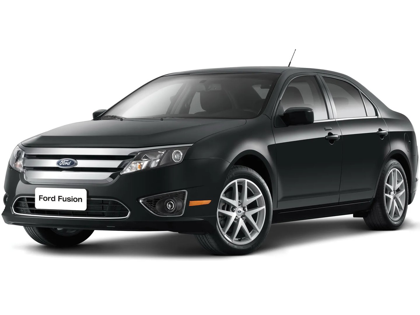 Ford_Fusion_(USA)_1_generation_restyling__Sedan__12.jpg