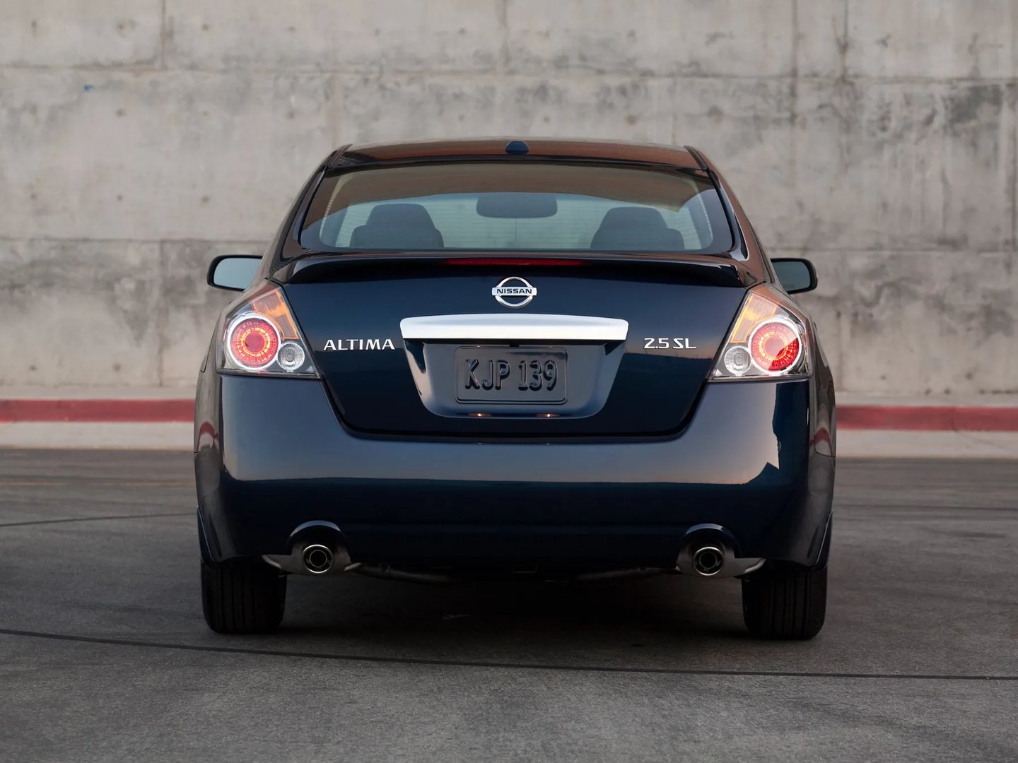Nissan_Altima_4_generation_restyling__Sedan__13.jpg