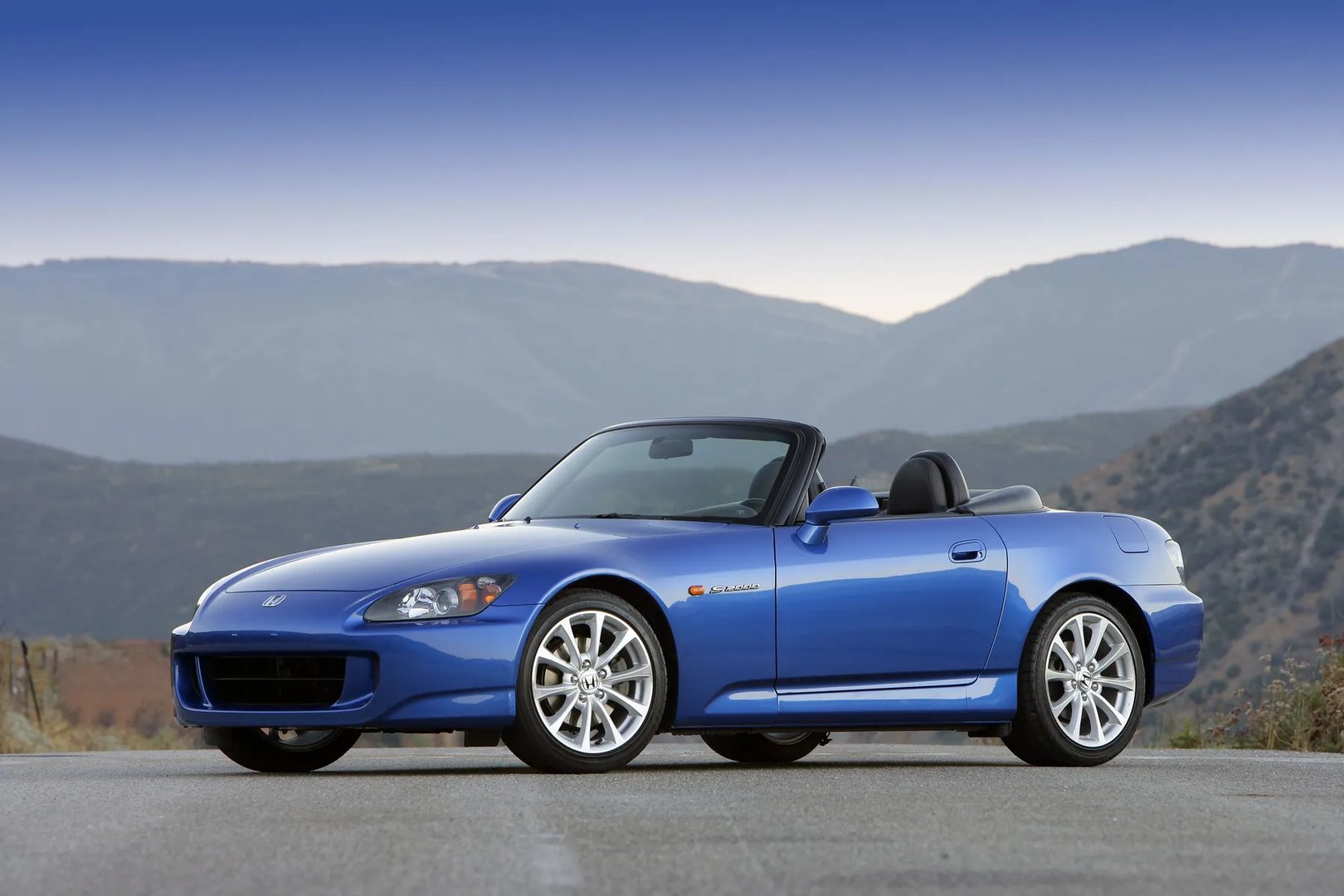 Honda_S2000_1_generation_restyling__Cabrio__1.jpg
