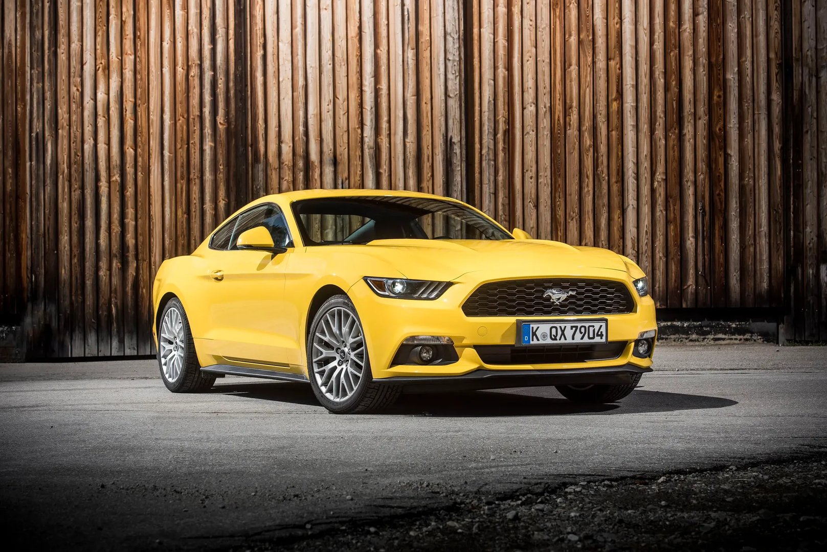 Ford_Mustang_6_generation__Coupe__6.jpg