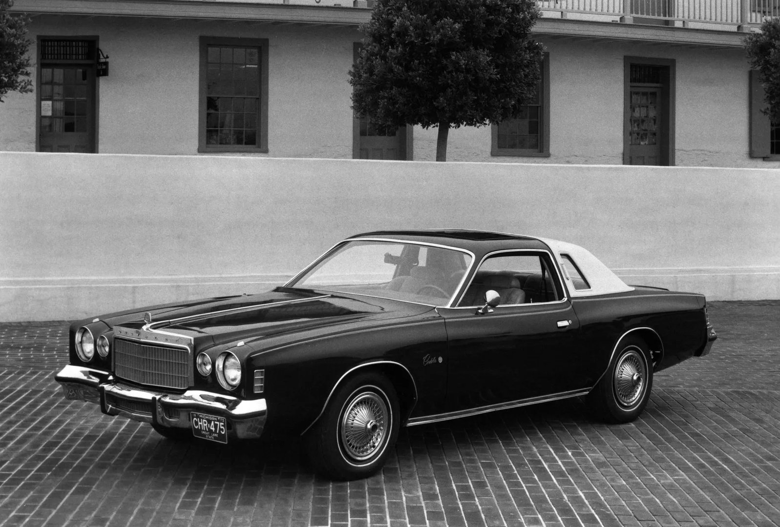 Chrysler_Cordoba_1_generation__Coupe__3.jpg