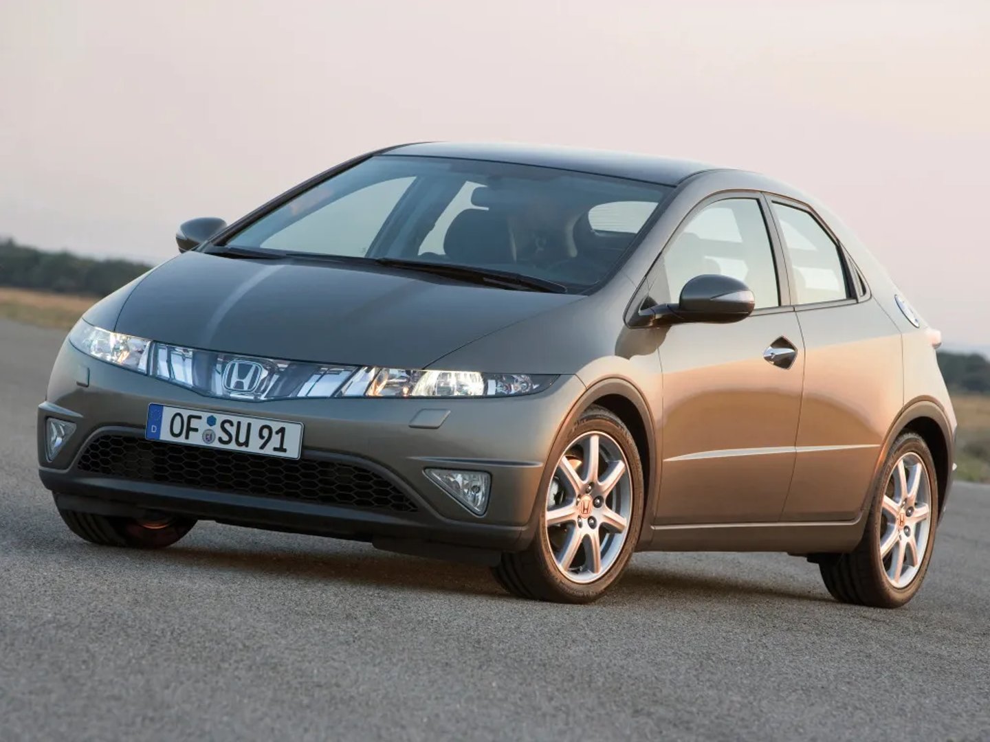 Honda Civic 8 generation  Hatchback 5-door
