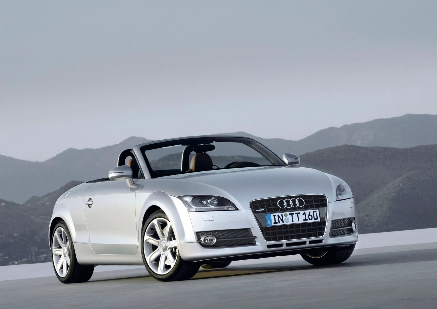Audi_TT_2_generation__Roadster__7.jpg