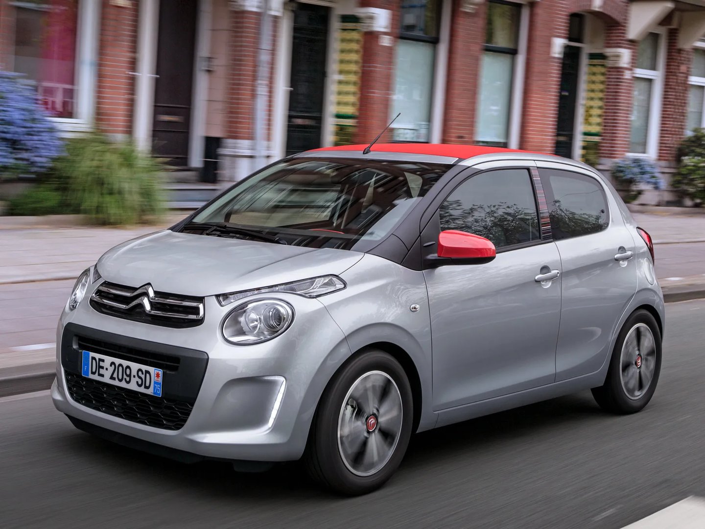 Citroen_C1_2_generation__Mini_5-doors__5.jpg