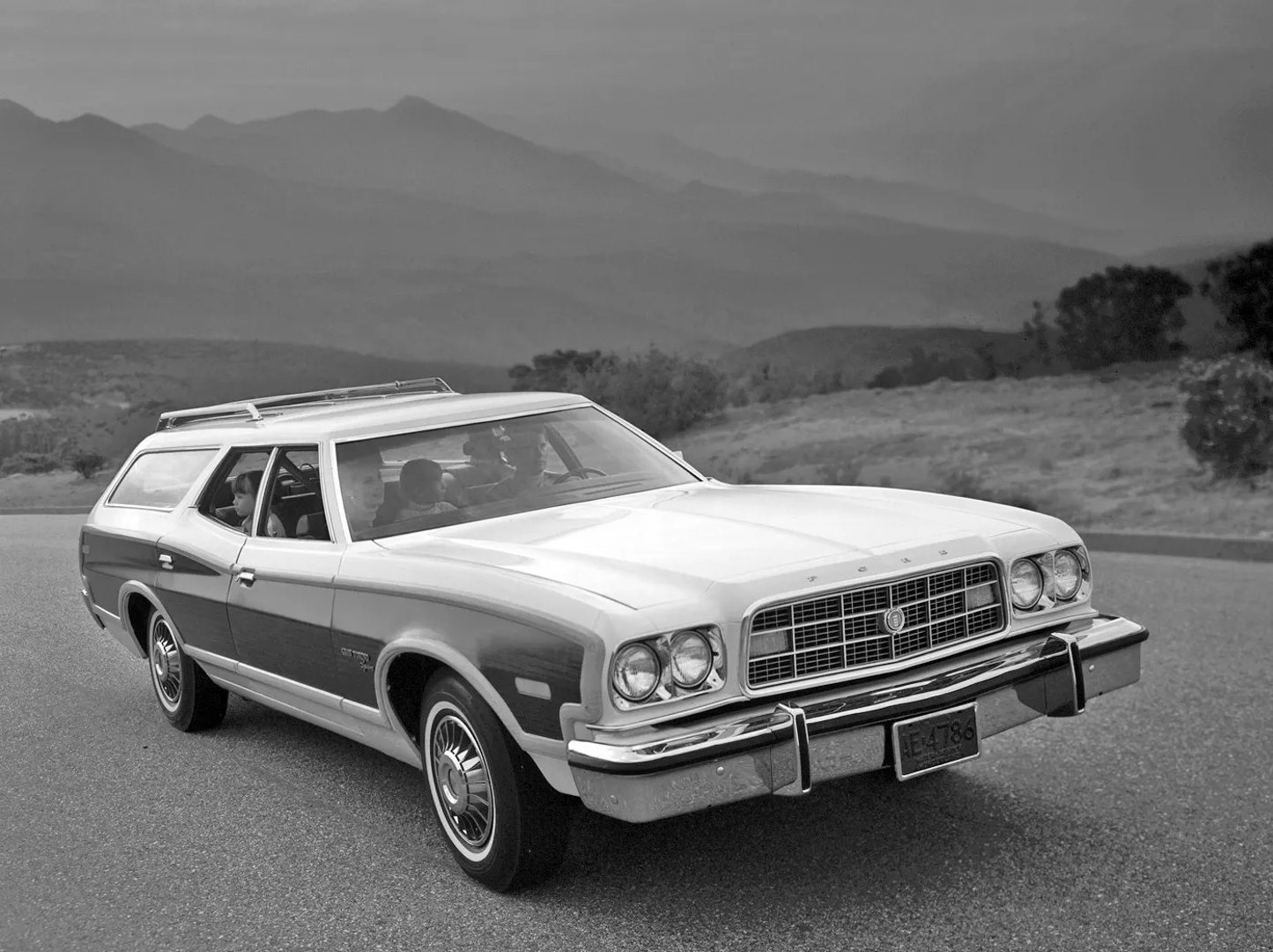 Ford_Torino_3_generation__Estate_5-door__1.jpg