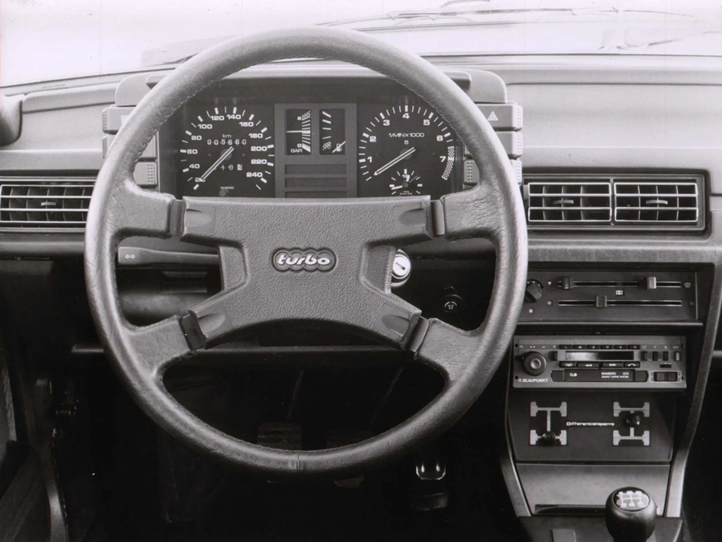 Audi_Quattro_1_generation__Coupe__13.jpg