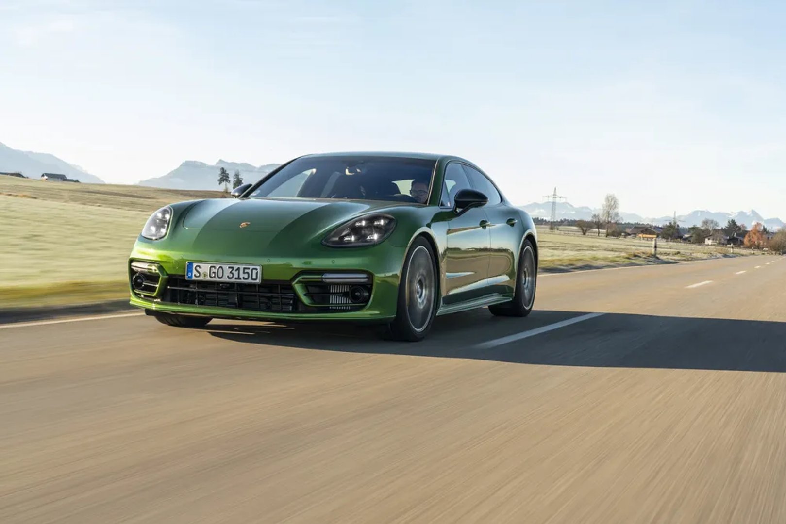 Porsche_Panamera_2_generation__Liftback__2.jpg