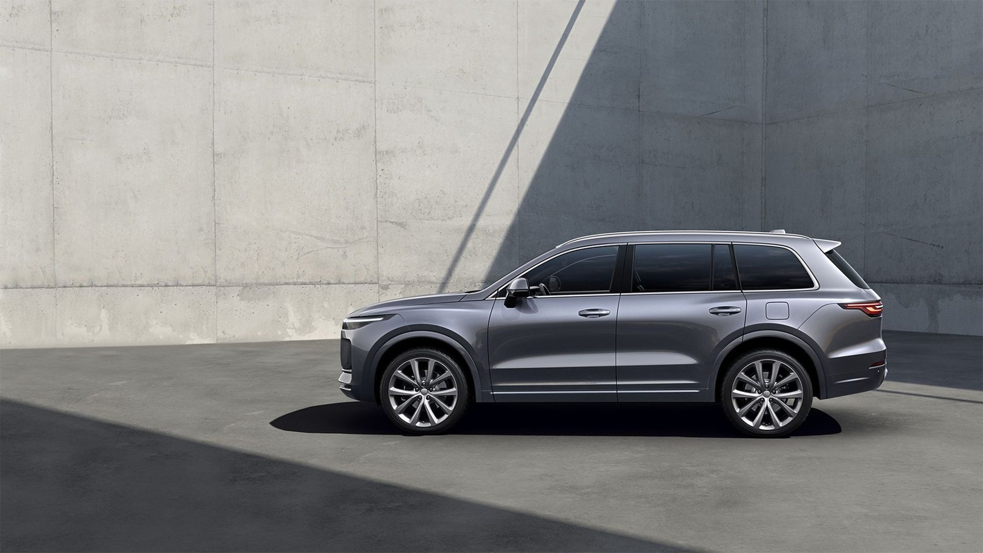 li-auto_One_1_generation__SUV_5-doors__2.jpg