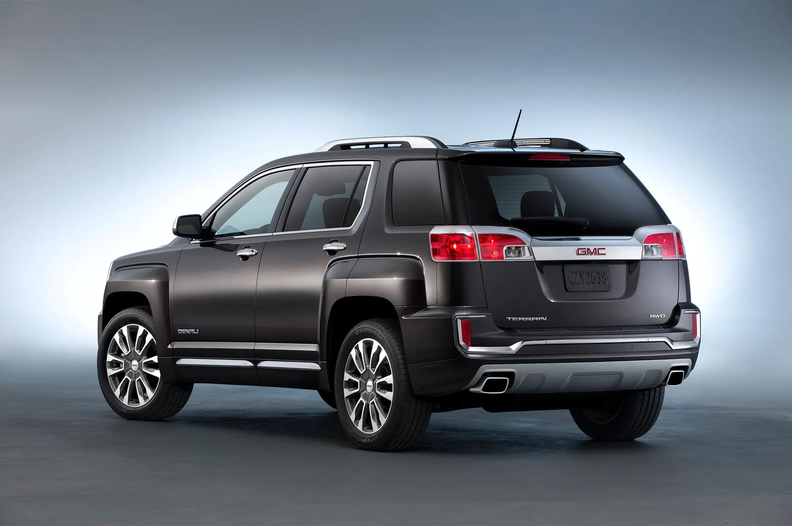 GMC_Terrain_1_generation_restyling__SUV_5-doors__4.jpg