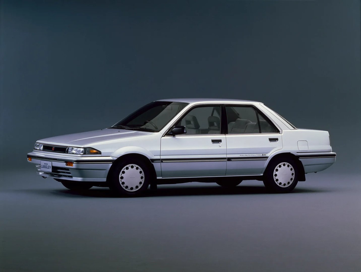 Nissan Langley 3 generation  Sedan