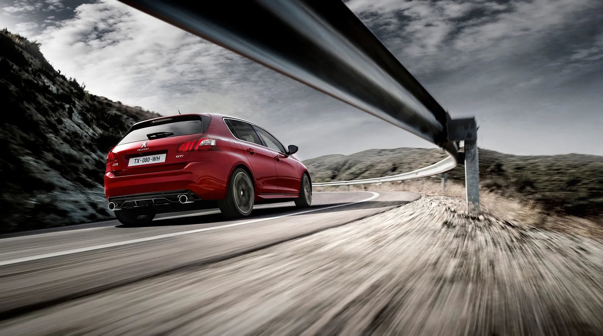 Peugeot_308_GTi_1_generation__Hatchback_5-door__12.jpg