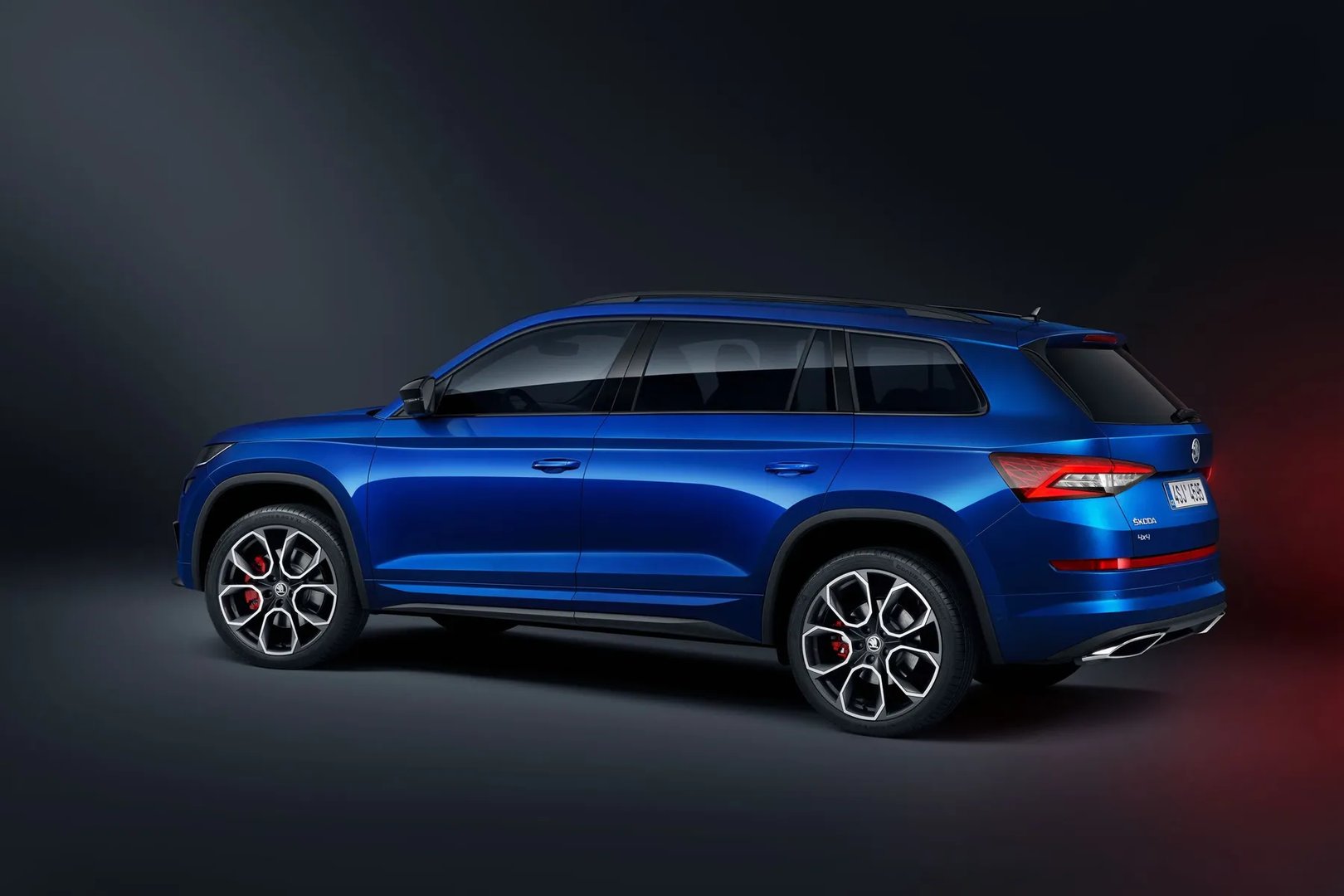 Skoda_Kodiaq_RS_1_generation__SUV_5-doors__2.jpg