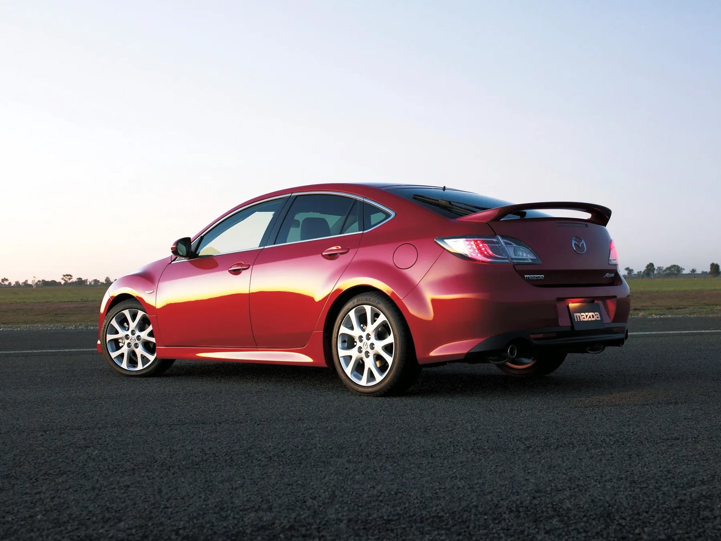 Mazda_Atenza_2_generation__Liftback__1.jpg