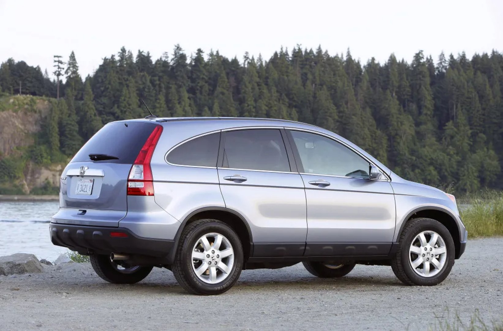 Honda_CR-V_3_generation__SUV_5-doors__6.jpg