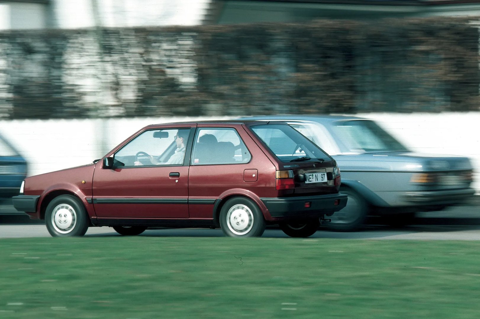 Nissan_Micra_1_generation__Mini_3-doors__4.jpg