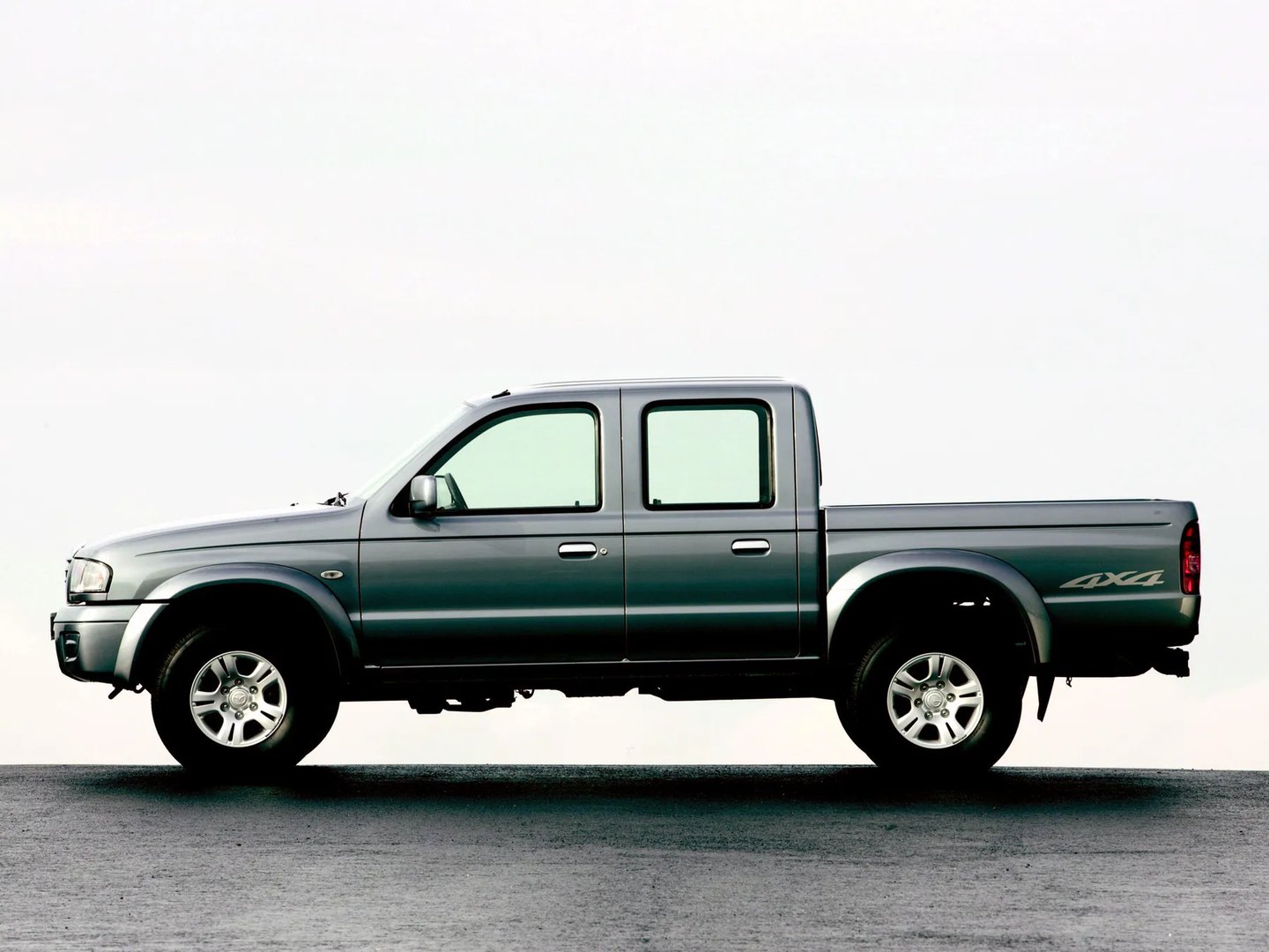 Mazda_B-series_5_generation__Pickup_double-cab__3.jpg