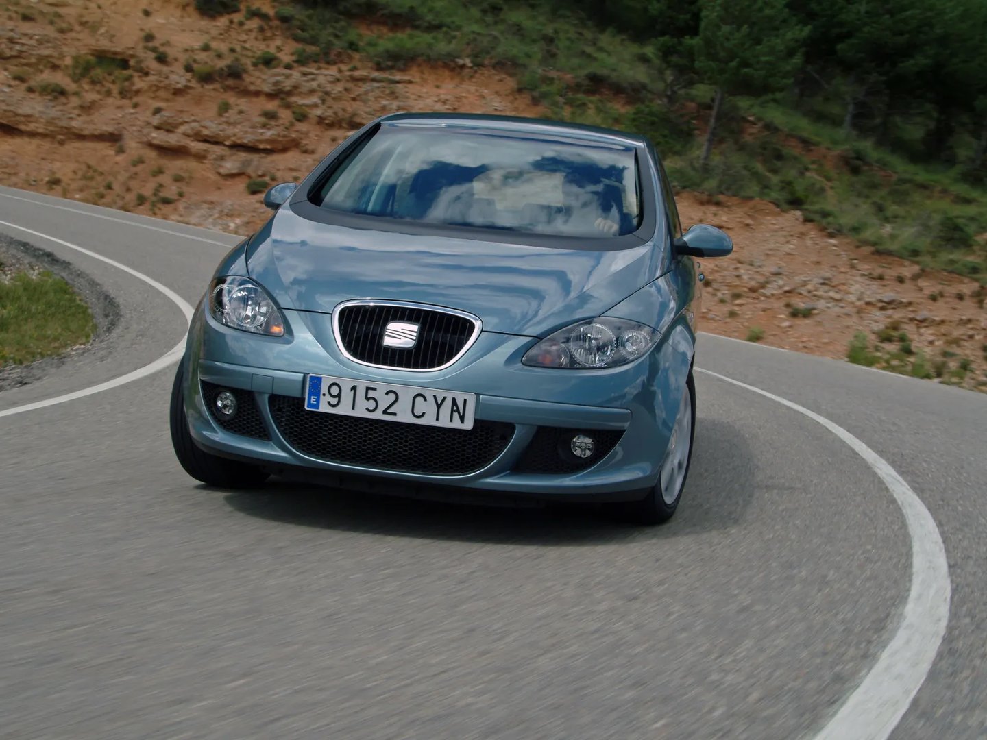SEAT_Toledo_3_generation__Hatchback_5-door__5.jpg
