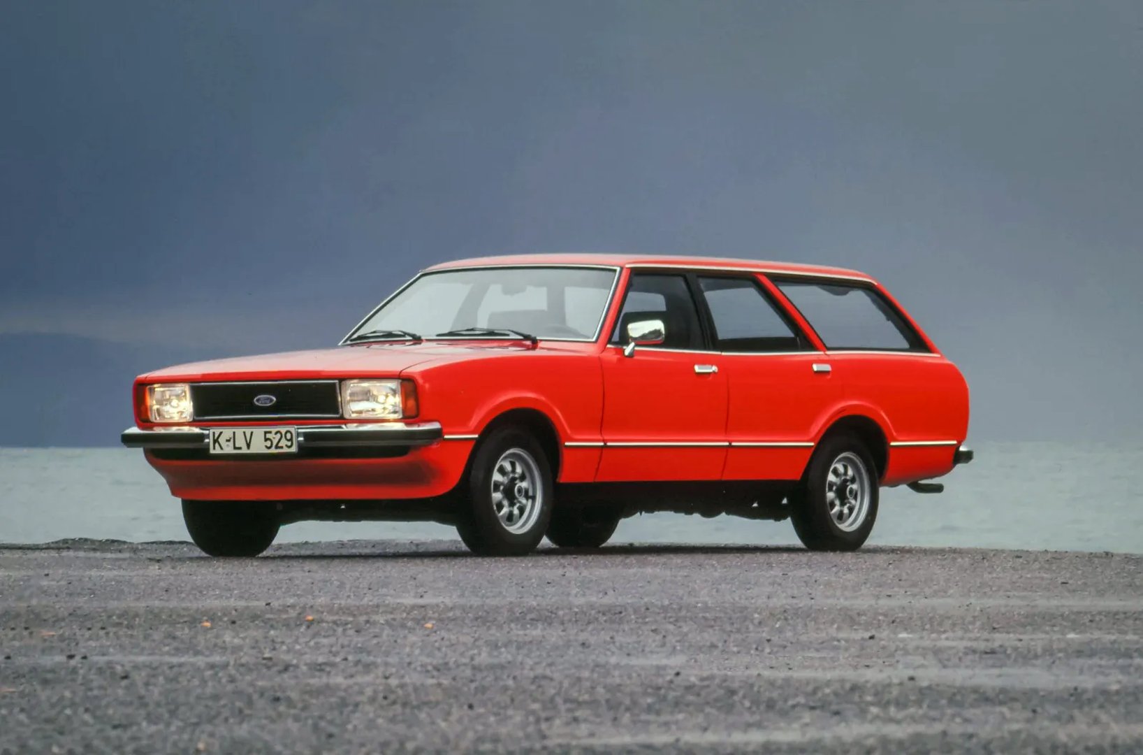 —  Estate 5-door