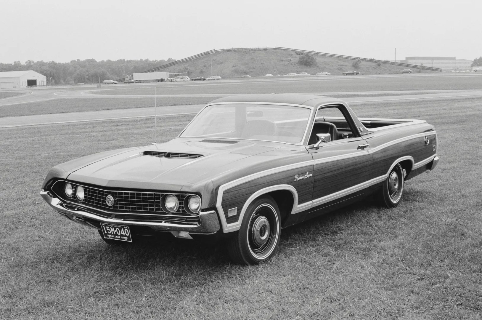 Ford_Ranchero_4_generation__Pickup__2.jpg