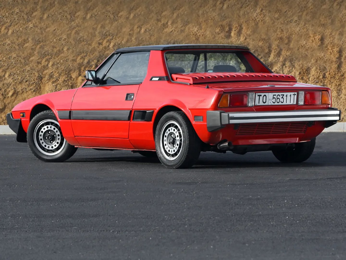 Fiat_X_1_9_1_generation__Targa__1.jpg