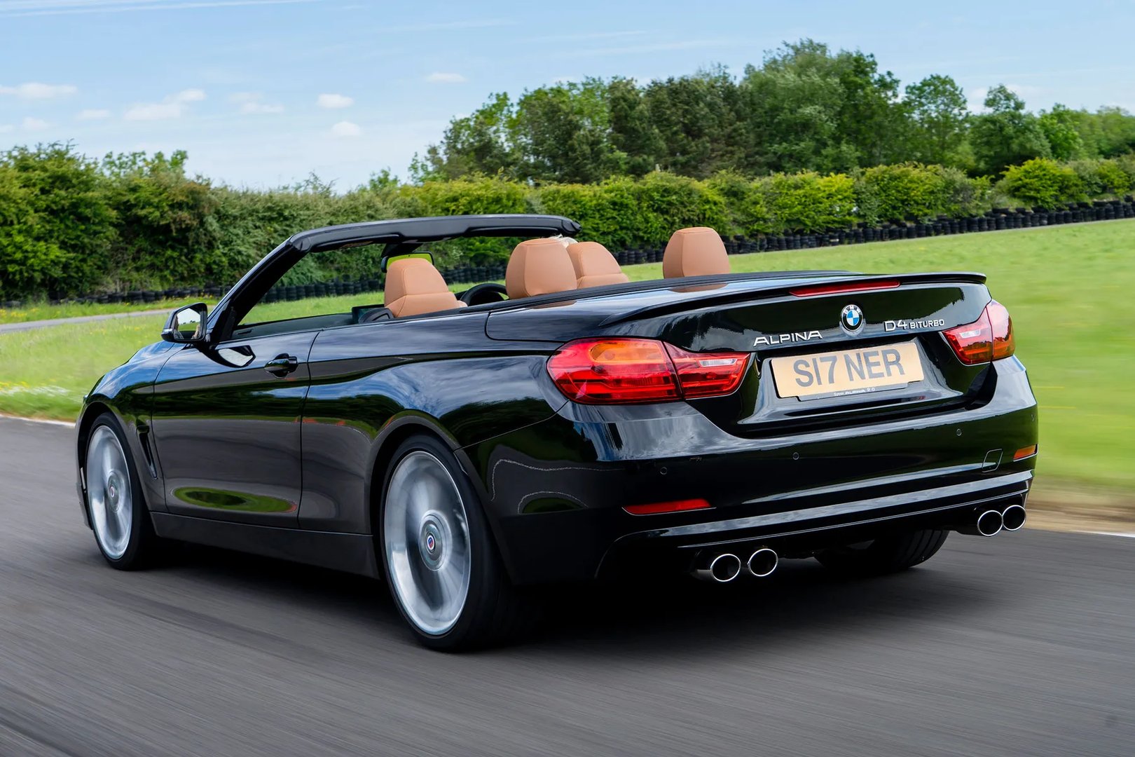 Alpina_D4_1_generation__Cabrio__1.jpg
