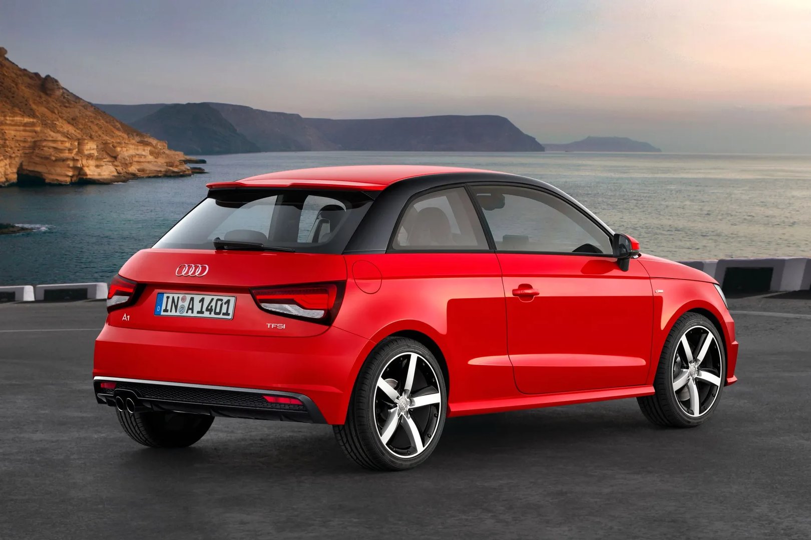 Audi_A1_1_generation_restyling__Mini_3-doors__11.jpg