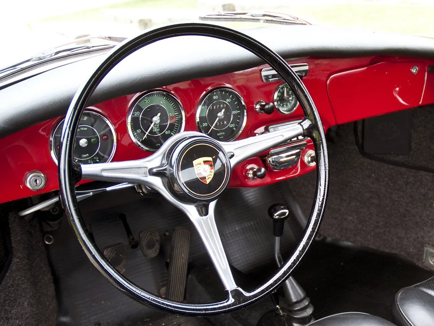 Porsche_356_4_generation__Coupe__10.jpg