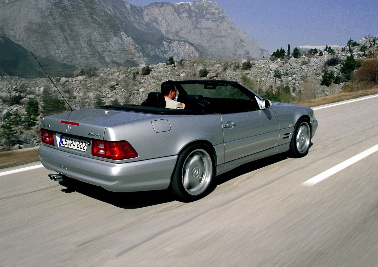 Mercedes_SL-Class_AMG_1_generation_restyling__Roadster__1.jpg