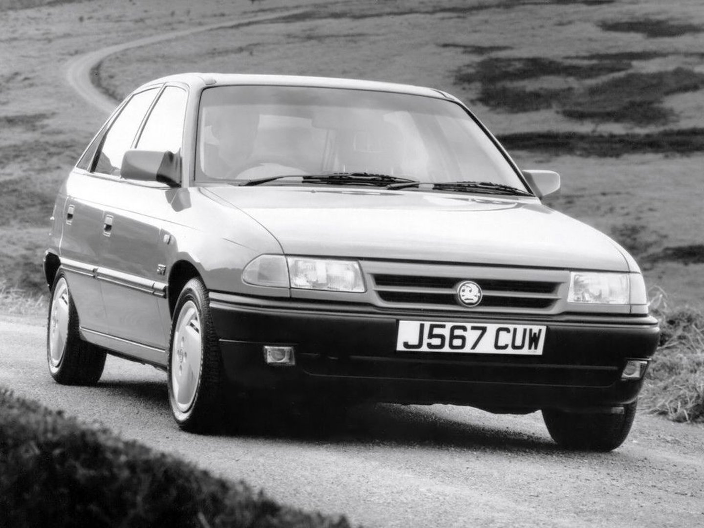 vauxhall_Astra_3_generation__Mini_5-doors__2.jpg
