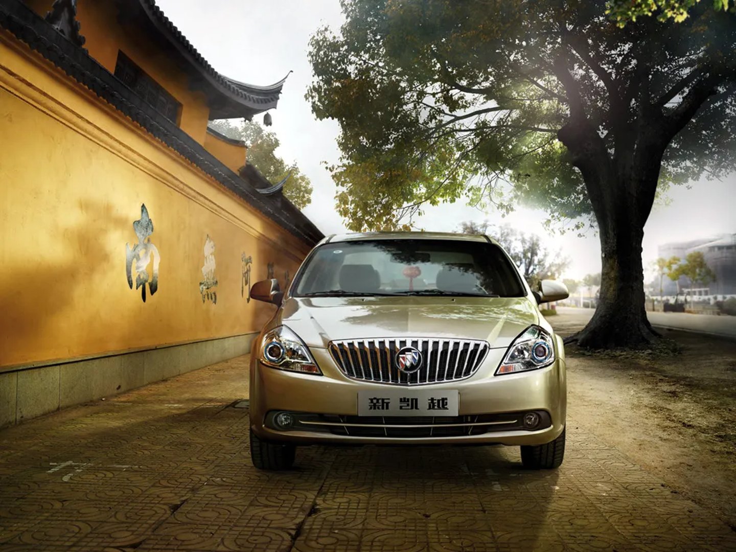 Buick_Excelle_1_generation_restyling_2__Sedan__2.jpg