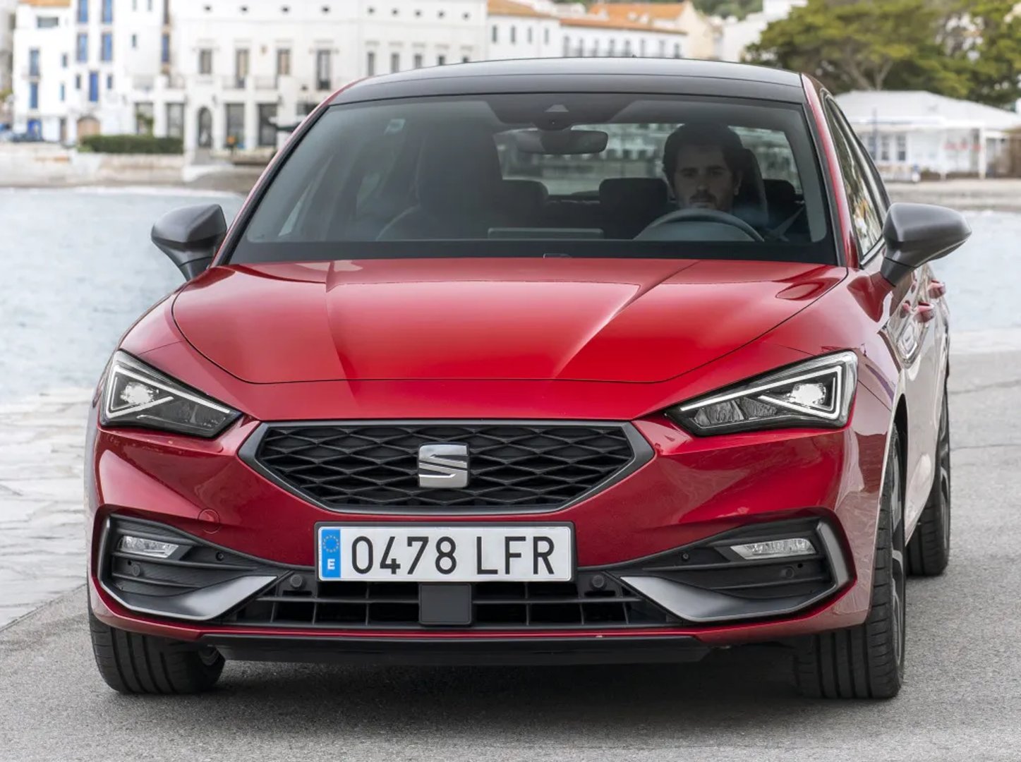 SEAT_Leon_4_generation__Hatchback_5-door__13.jpg