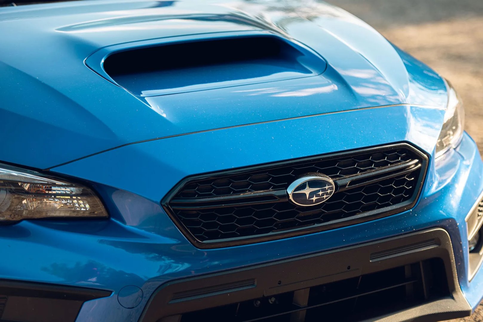 Subaru_WRX_1_generation_restyling__Sedan__3.jpg