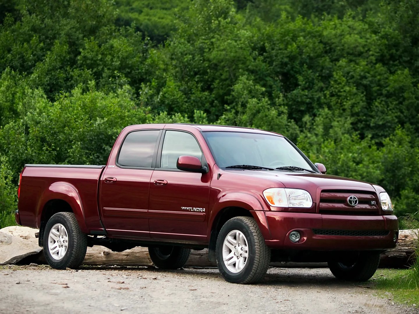 Toyota_Tundra_1_generation_restyling__Pickup_double-cab__2.jpg