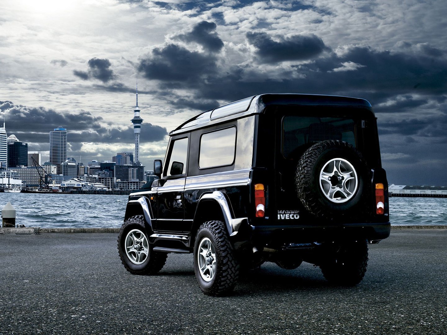 iveco_Massif_1_generation__SUV_3-doors__12.jpg