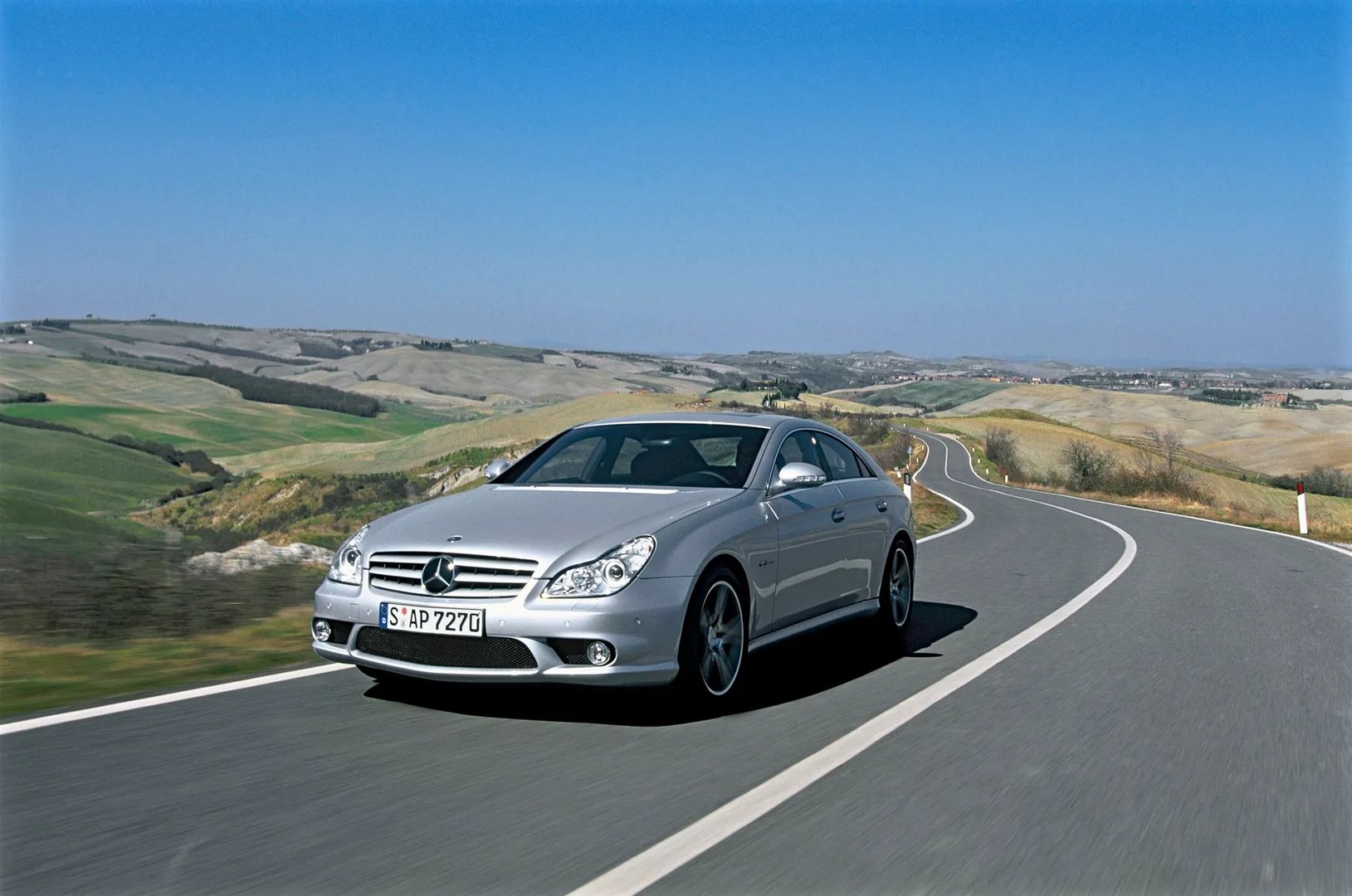 Mercedes_CLS_AMG_1_generation__Sedan__12.jpg