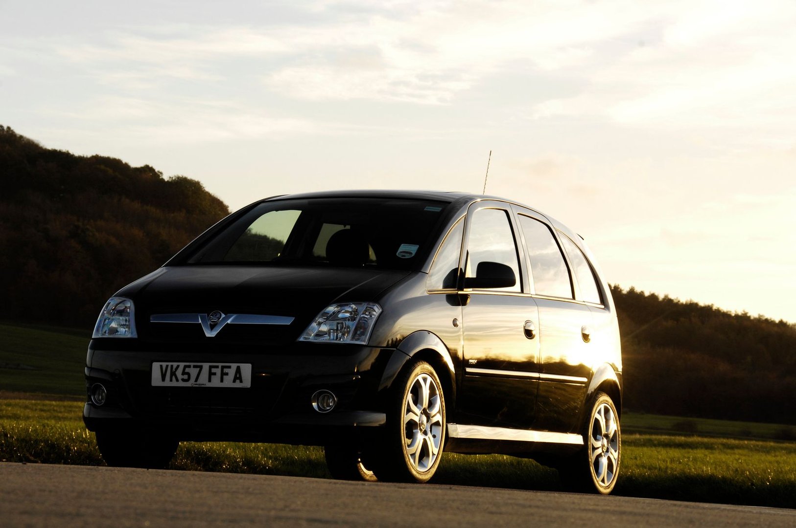 vauxhall_Meriva_1_generation_restyling__Compact_Van__13.jpg