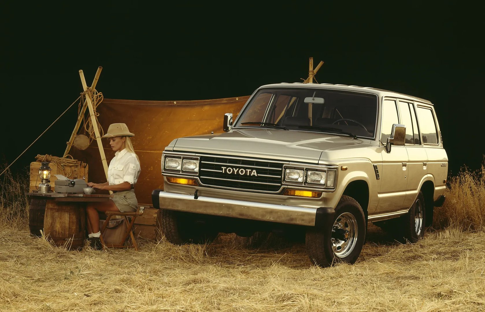 Toyota_LC_7_generation_restyling_2__SUV_5-doors__4.jpg